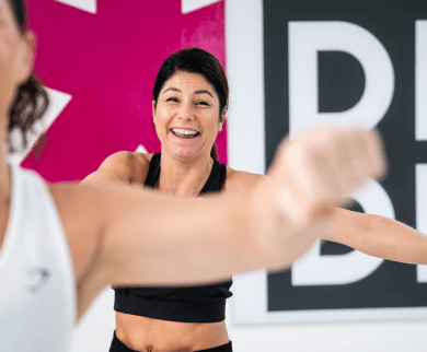 Lachende danser Call To Action van Fiesta WorkOut